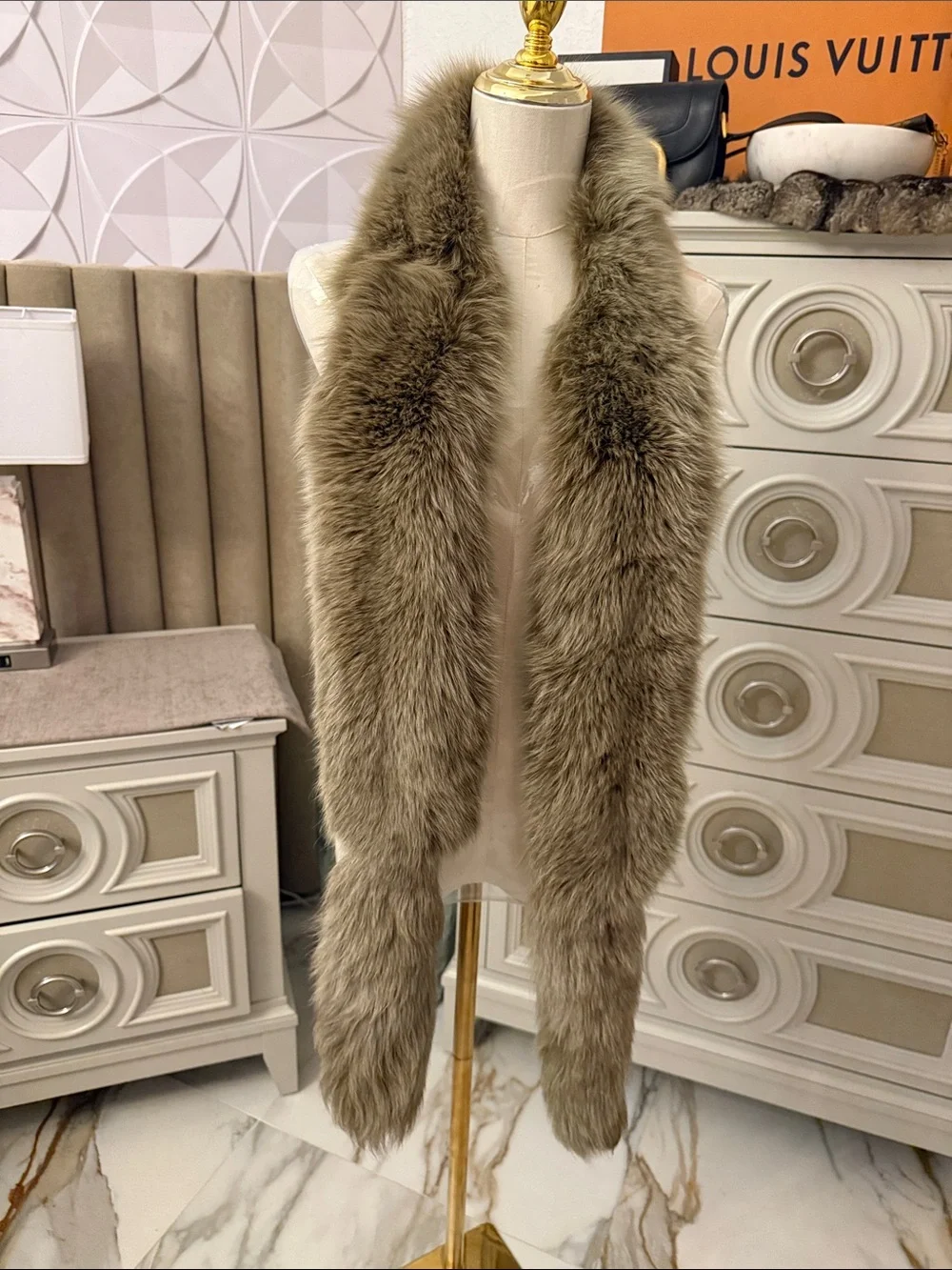 Real Fox fur long scarf